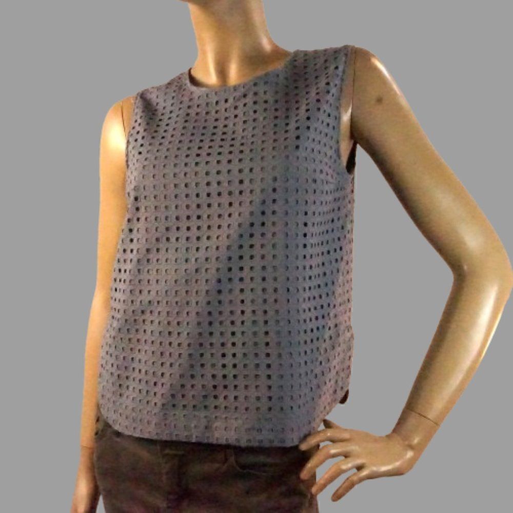 GAP Eyelet Tank Top Shirt Womens Size Small Gray Cotton Lined Zip Back
